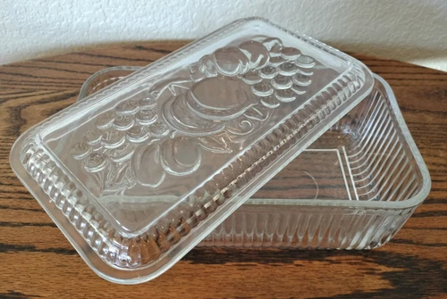 Vintage Federal Clear Glass Embossed Vegetables Fruit Lid Refrigerator Dish