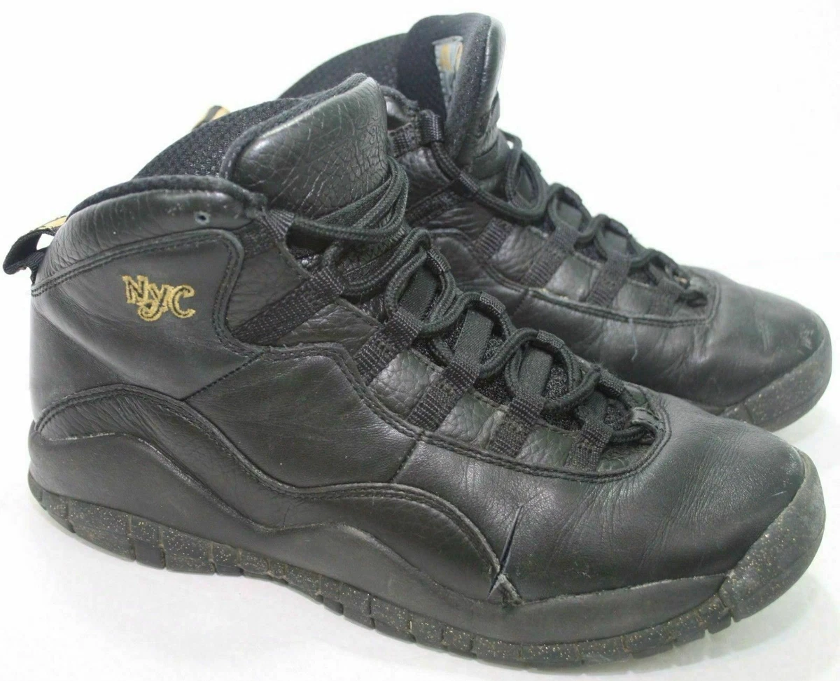 Black jordan best sale basketball shoes