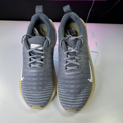 Nike ReactX Infinity Run Vegas Gold Grey Running Shoes FJ1221-007 Mens Size 9.5 Size 9.5 - Nike ReactX Infinity Run 4 TB Cool Grey Vegas  main image 2