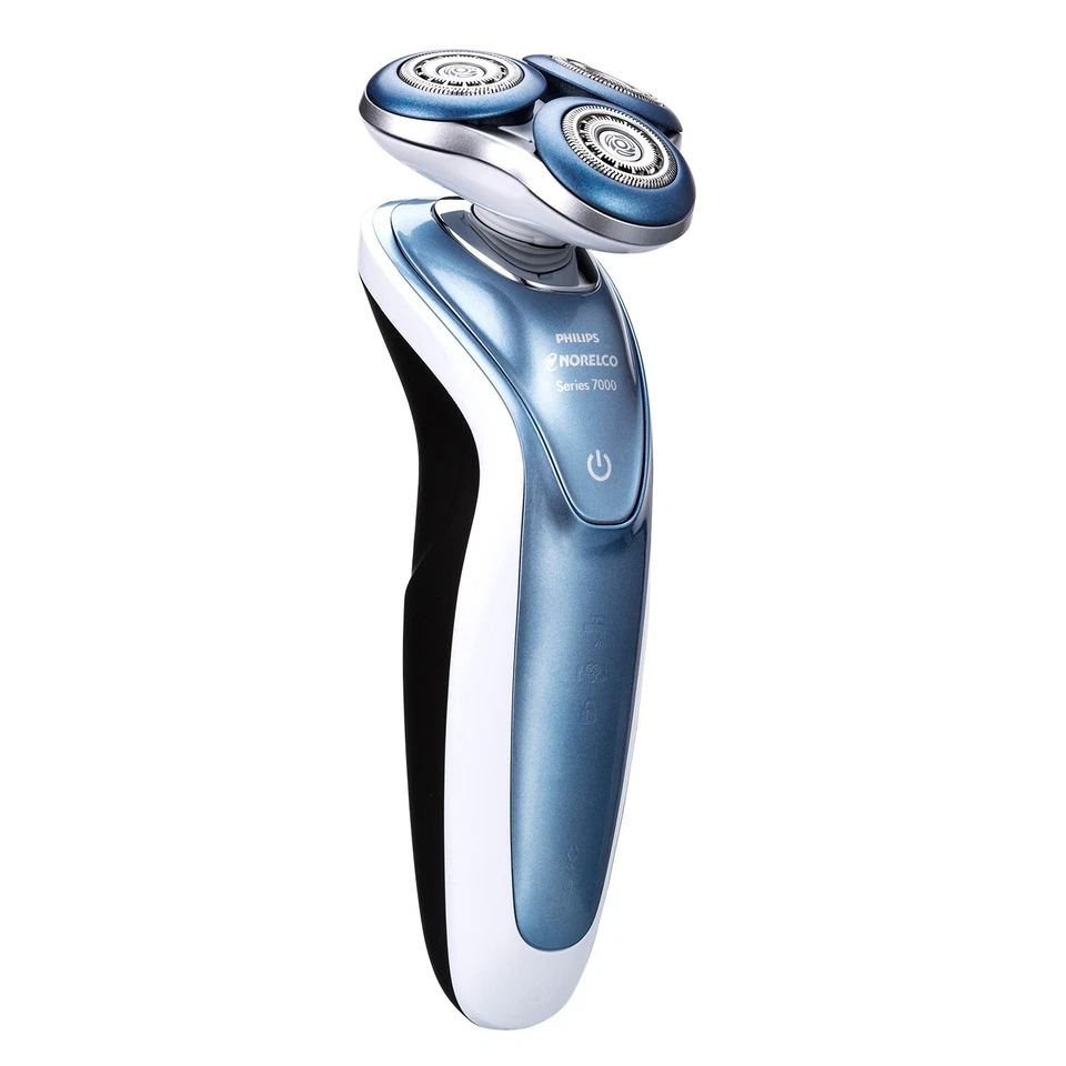 New Philips Series 7000 Wet and Dry Shaver S7370/12 Men's Electric Shaver  - Image 4 of 4