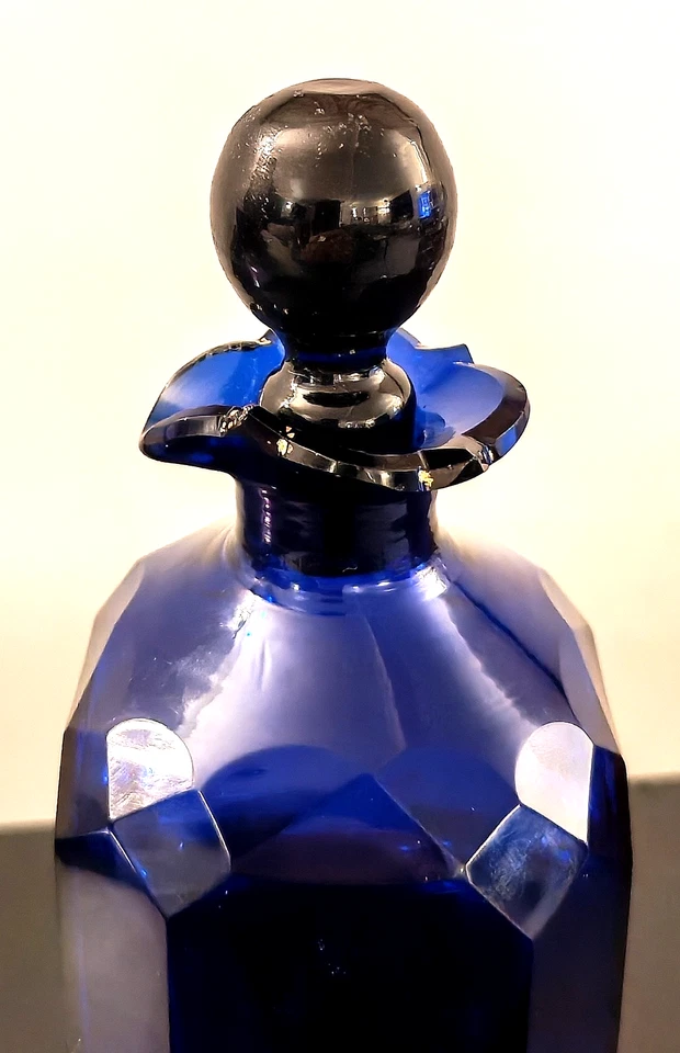 ANTIQUE GEORGIAN BRISTOL BLUE SPIRIT DECANTER POURING LIP c.1810 - Image 4 of 4