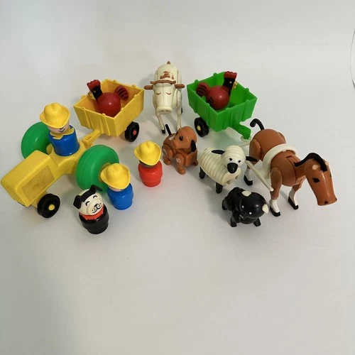 VTG Fisher Price Little People Family Farm Animals and Accessories