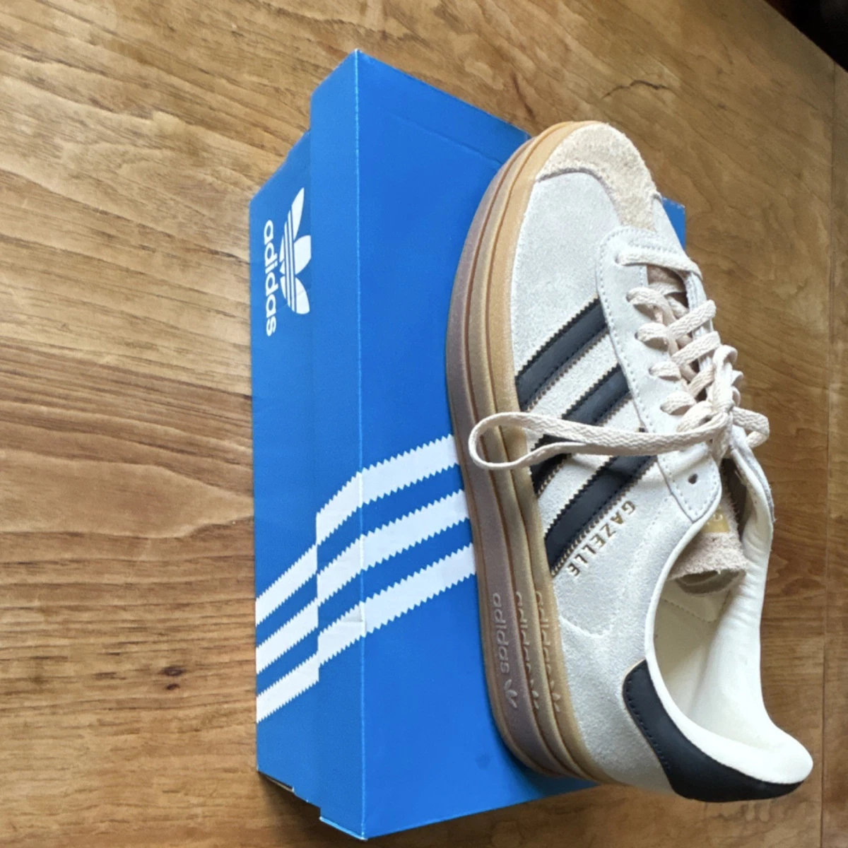 adidas gazelle silver green womens Adidas Gazelle Indoor Black White Gum