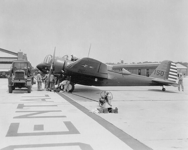 MARTIN YB-10/B-10 BOMBER AIRCRAFT BEING SERVICED 8x10 SILVER HALIDE ...