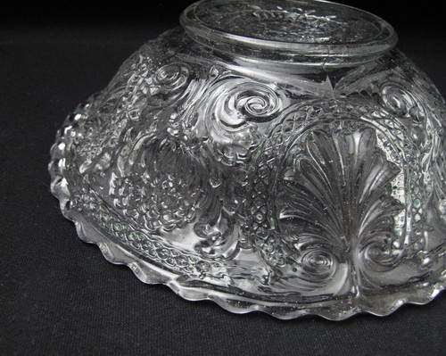ANTIQUE DEPRESSION GLASS WARATAH & SHELL FLINT PRESSED BOWL CROWN CRYSTAL - Picture 7 of 16