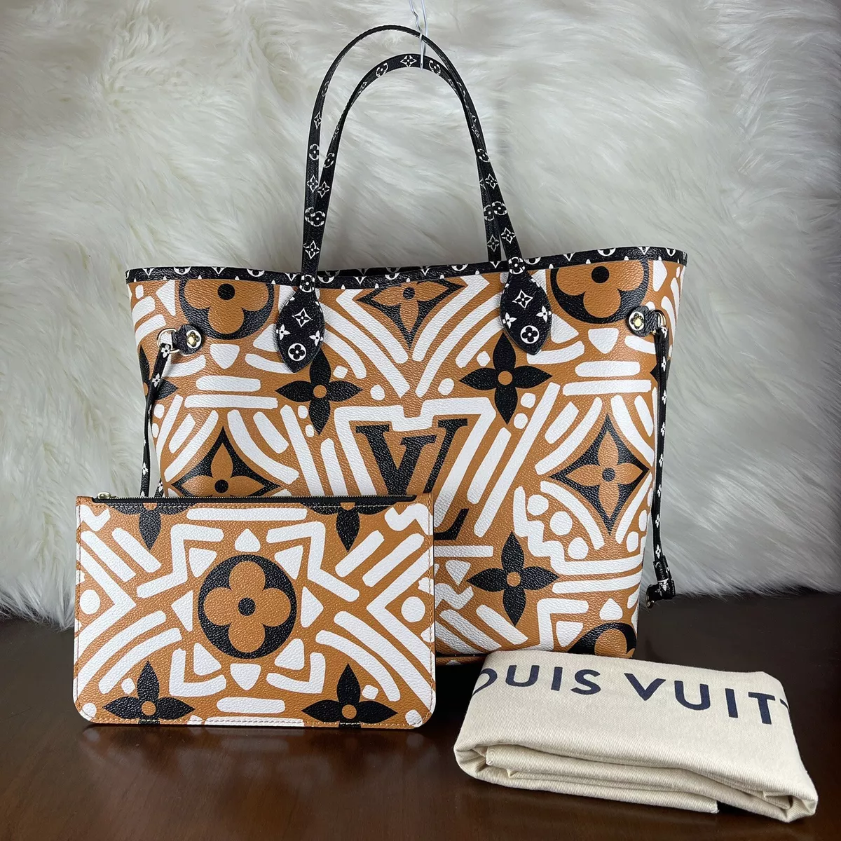 Neverfull GM Monogram Orange in 2023