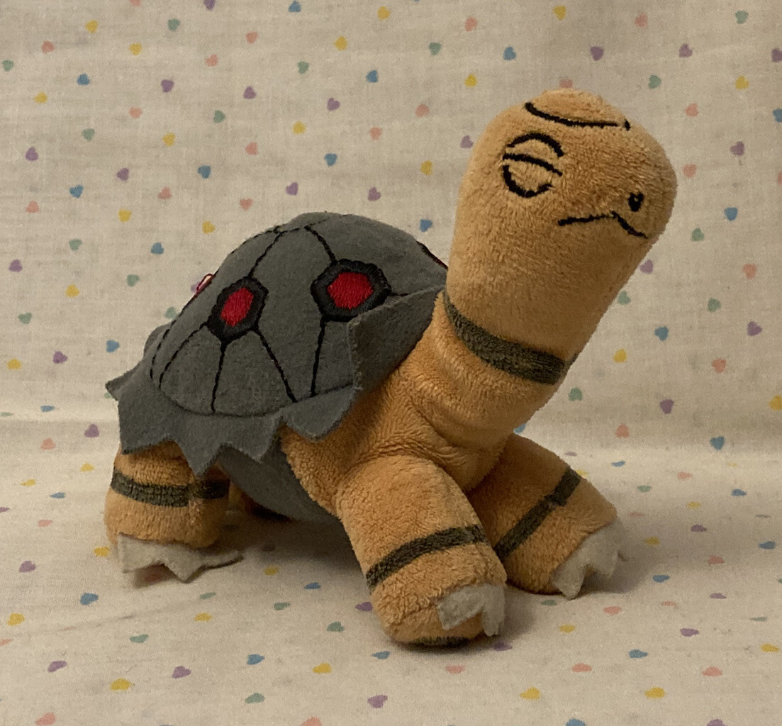 Pokémon Hasbro 2005 Torkoal Pokemon Nintendo Stuffed Animal 