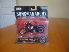 Maisto Sons of Anarchy Filip "Chibs" Telford 2006 Harley FXDBI Street Bob