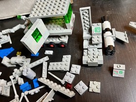 LEGO Classic Space Loose Parts, Vintage 442 891 6861 6901 Minifigs