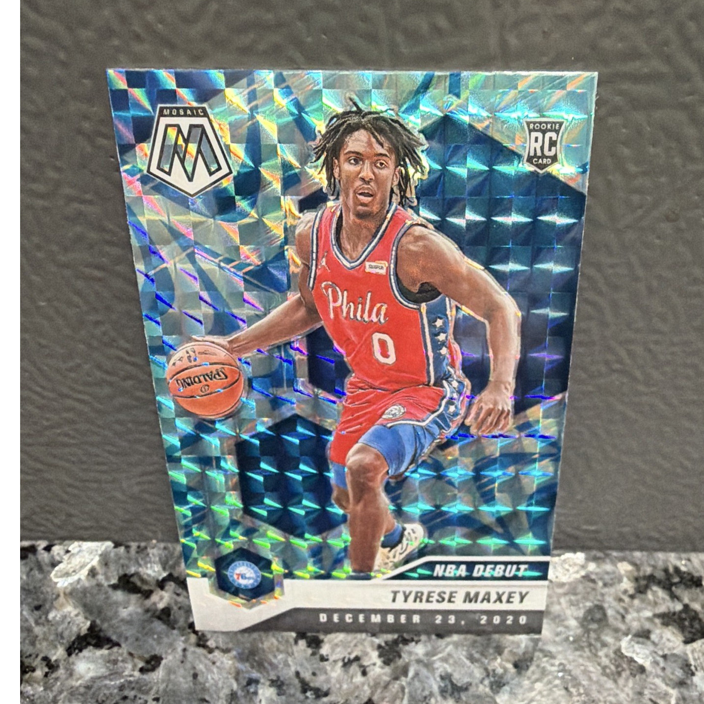 2020-21 Panini Mosaic Tyrese Maxey NBA Debut Reactive Blue Prizm RC #263