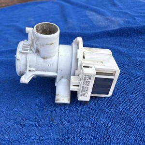 Beko 6 kg Waschmaschine WM6167W nur Ablaufpumpe