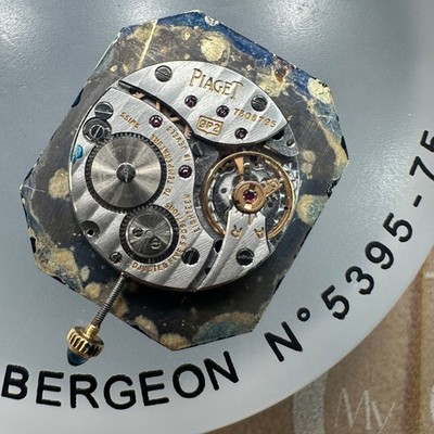 Uhrwerk Piaget 9P2 nicht funktionsfähig + Zifferblatt Krone und orig. Zeiger