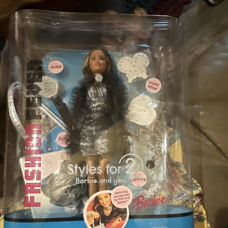 Barbie Fashion Fever Styles for 2 - Barbie and You Mattel H0915 Choker Purse