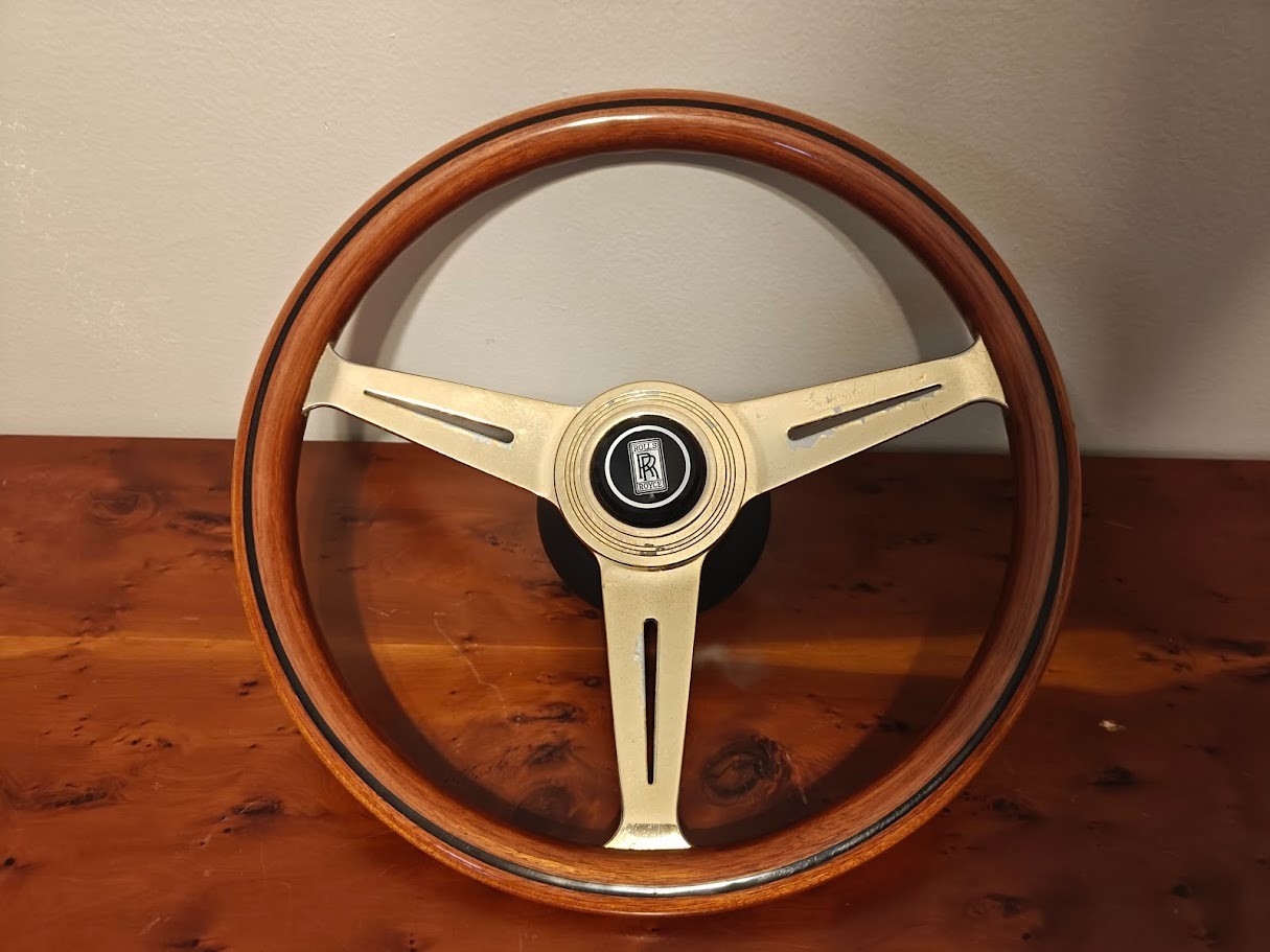 Rolls-Royce Corniche Steering wheel