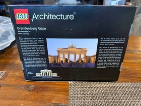 LEGO ARCHITECTURE: Brandenburg Gate (21011) 100% Complete + Box + Instructions.