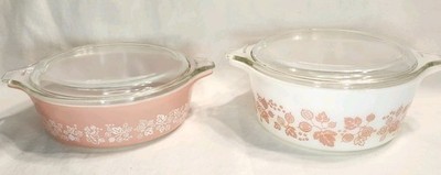 Pyrex Pink Gooseberry Casserole Dishes W/ Damaged Lids 472 1 1/2