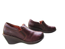BORN Womens size 8 Brown LEATHER Slip On Wedge Clogs Comfort Shoes