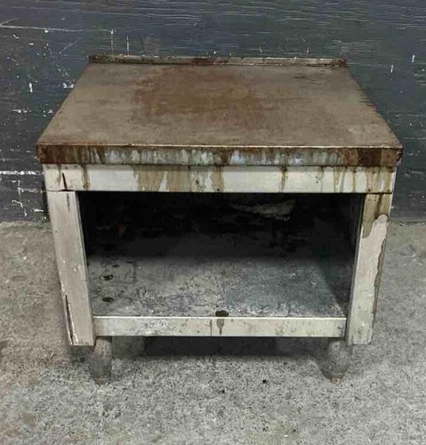 Steel Commercial Equipment Stand Table 24x24x22h