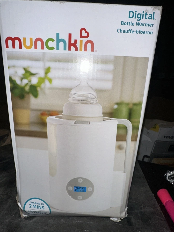 Calentador de biberón digital Munchkin, blanco Foto 2 de 3