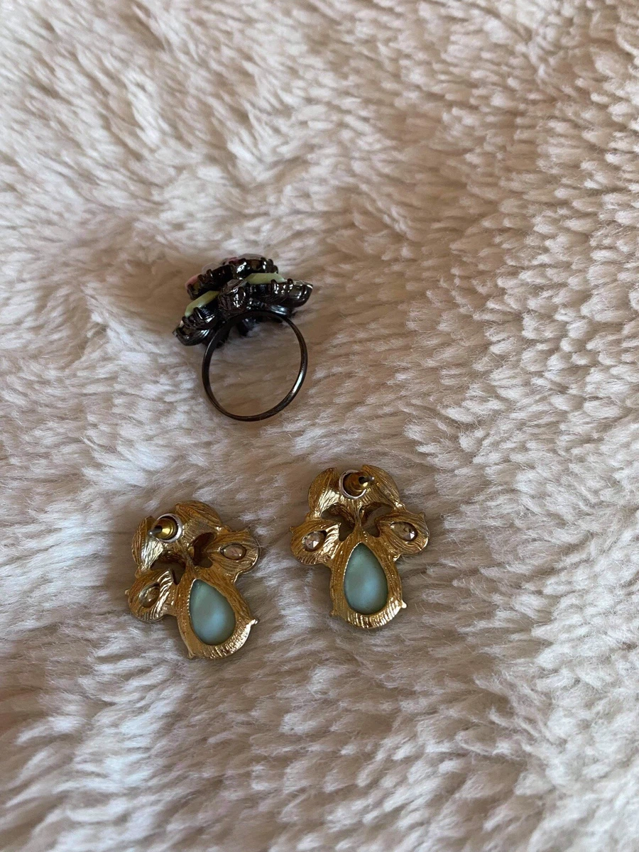Mint green shop costume jewellery