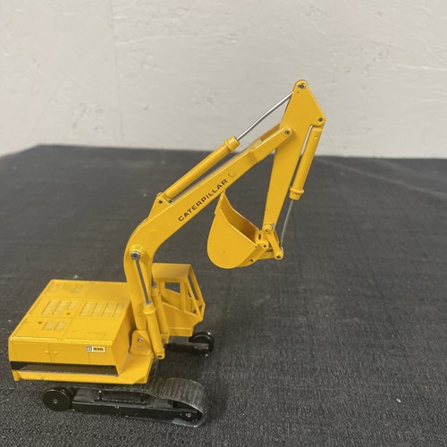 Winross Caterpillar 235 Excavator Rare Classic Cat READ DESCRIPTION - Picture 19 of 24