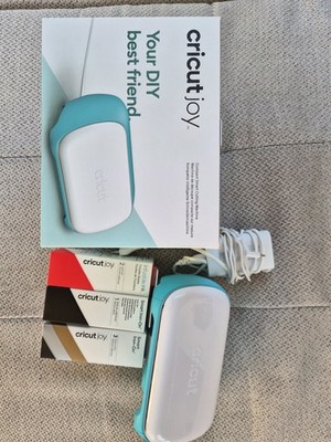 Cricut Joy Schneideplotter + Zubehör