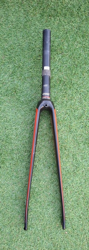 Felt UHC Performance Carbon Fork 700c Tapered Steerer 