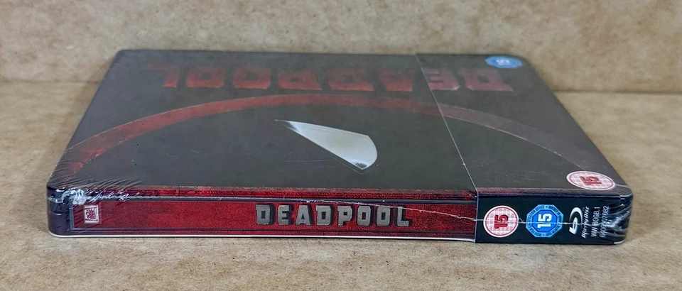 DEADPOOL - UK EXCLUSIVE BLU RAY STEELBOOK - NEW & SEALED - Image 3 of 4