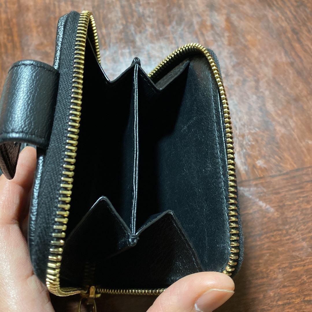 Yves Saint Laurent Black Bifold Wallet with Round Zip, Card Slots, Unisex Japan thumbnail 6