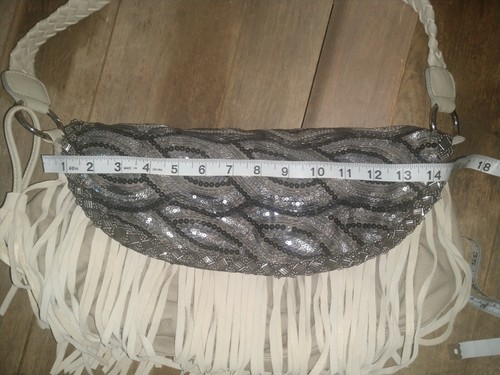 Borsa hobo nuova senza etichette Galian New York fibbia paillettes frange - Foto 9 di 11