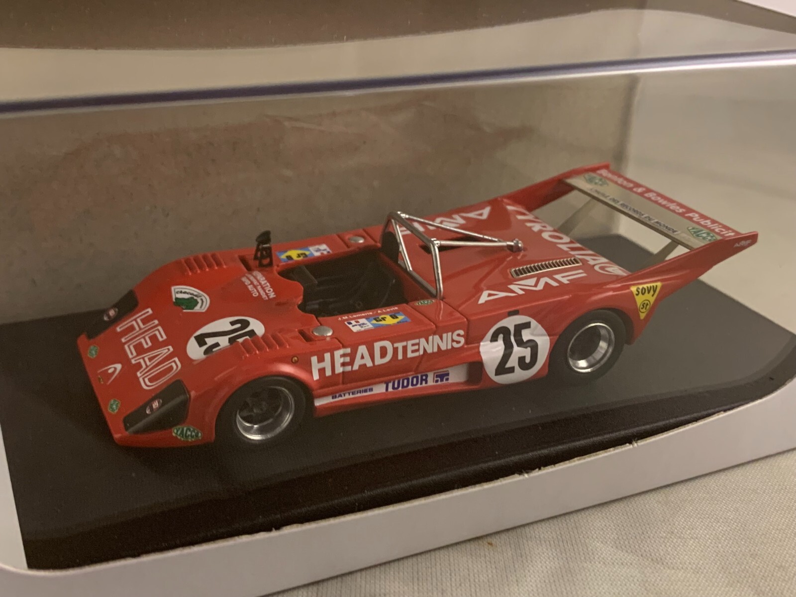 Miniature de collection Trofeu Lola T298 Le Mans 1979 en résine premium 1/43