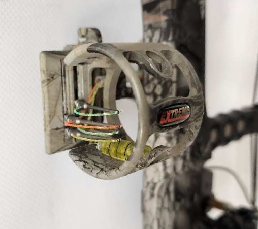 Mathews Switchback XT Compound Bow Package, RH, 40-50#, 26"