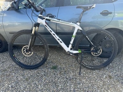 Ich verkaufe mein Fahrrad. Fuji Mt. Fuji Pro2009 Carbonrahmen !!