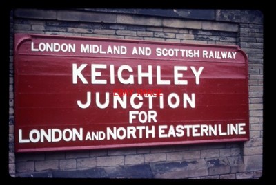 ORIGINAL 35mm DIA KEIGHLEY JUNCTION BAHNHOF NAMENSSCHILD