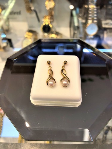 Gold Earrings Pair Ribbon Pearl Design Pattern Gold Jewellery - Picture 7 of 7