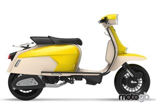 Royal Alloy GP 300cc ABS LC Modern Classic Retro Automatic Scooter For Sale - Picture 2 of 19