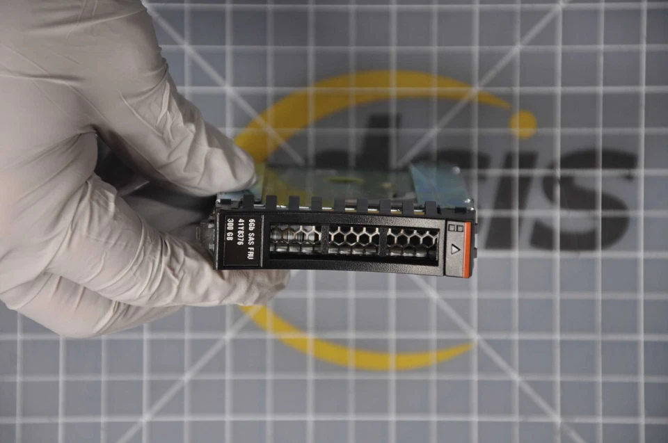 IBM 300GB 10K RPM 2.5IN 6GBS SAS  G2 HS Hard Disk Drive Grade A 41Y8376 - Image 3 of 4