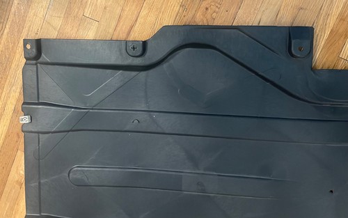 71759477804 BMW Underbody Bulkhead Fuel Tank Right Side - Picture 2 of 7