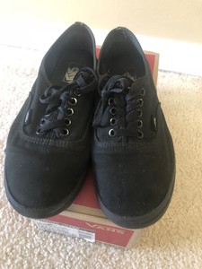 vans authentic lo pro black leather
