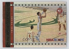 2021-22 Panini NBA Hoops Lights Camera Action Holo Winter Trae Young #2 2s2