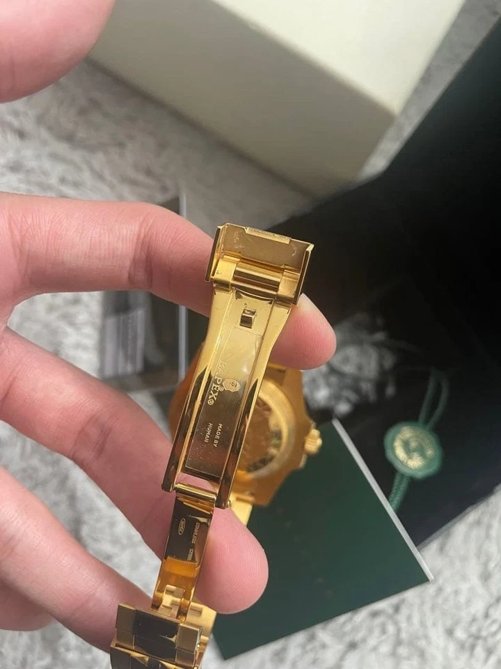 A BATHING APE BAPEX 类型 1 M 金色男士腕表日本经典型号 — 第 4/4 张图片