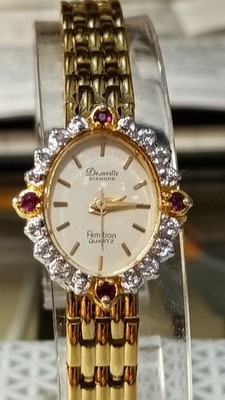 Vintage Armitron Deauville Diamond 19mm Ladies\' Gold Tone Bracelet Watch. 7\