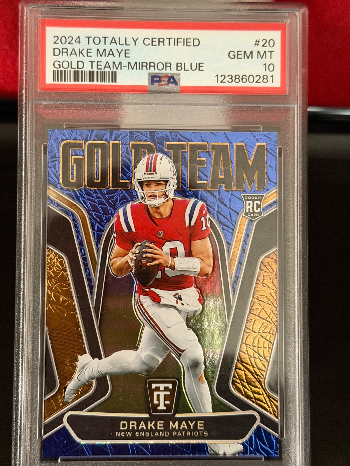 Drake Maye Panini Totally Certified Gold Team #20 Mirror Blue