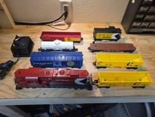 Lionel O Gauge Train Lot Engine, Cars, Caboose Transformer