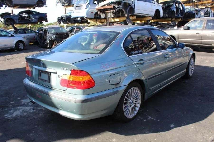 Trunk/Hatch/Tailgate Sedan Canada Market Fits 01-05 BMW 320i 526872 Foto 3 de 4