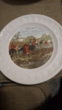 Royal Worcester Palissy herring Hunting scene Raised Collectors Platebox1