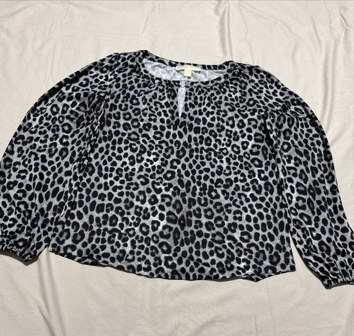 Michael Kors Women's Leopard Print Blouse XS Long Sleeve Gray Black Top Casual