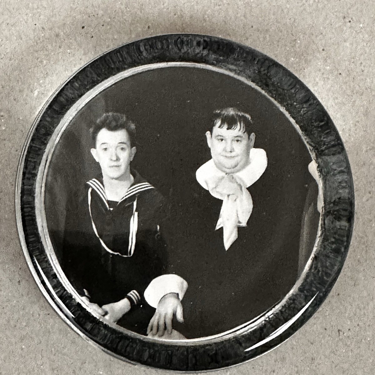 Laurel & Hardy Glass Paperweight Fiesta Glass Made In England 