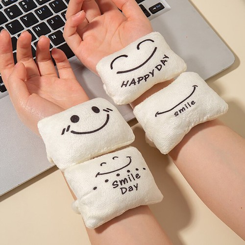 Cute Expression Wrist Rest Mini Pillow Support Comfortable Reduce Fatigue - Photo 5/18