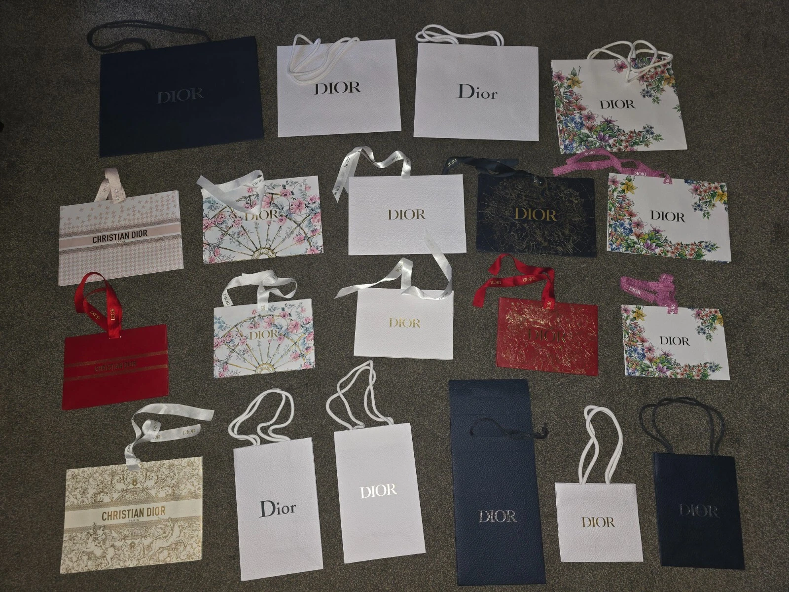 Sacs cadeaux Dior